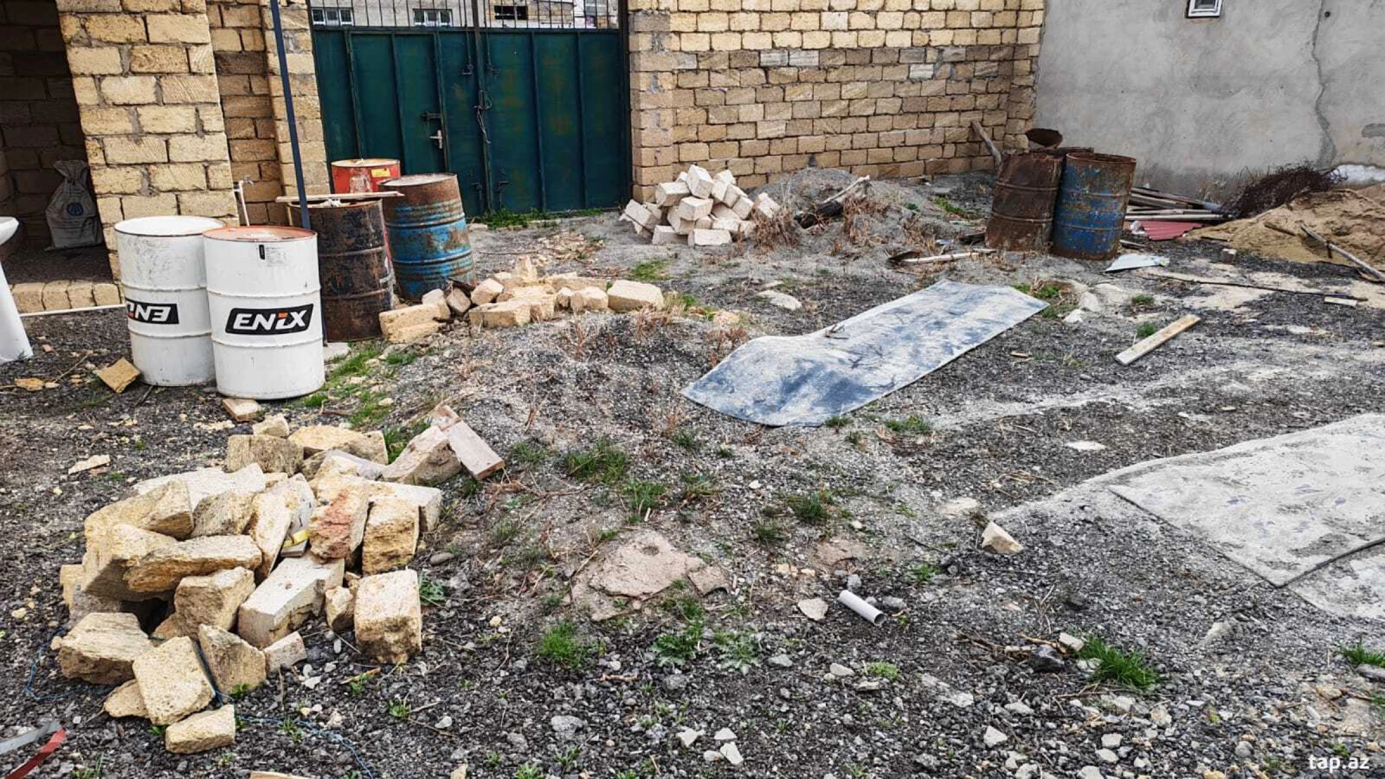 Satılır 3 otaqlı həyət evi