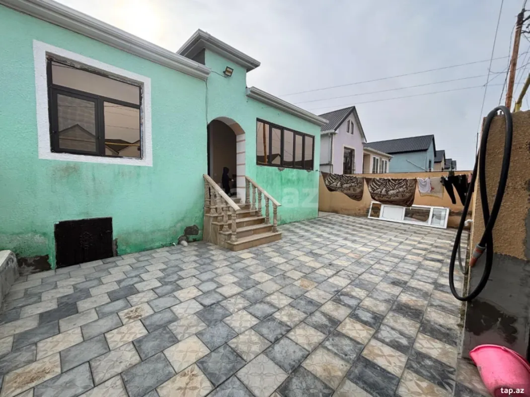 Satılır 3 otaqlı həyət evi