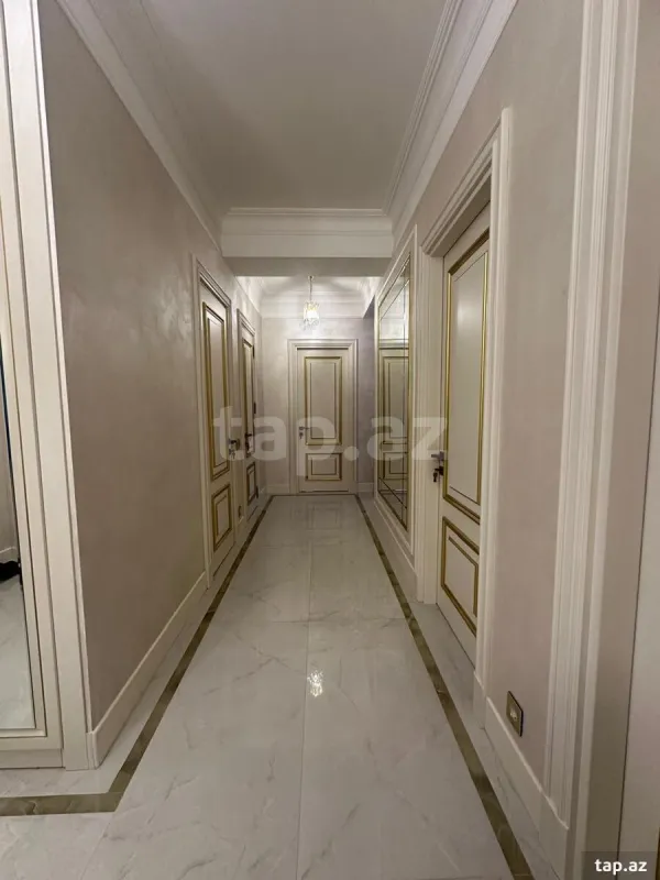 Satılır 3 otaqlı yeni tikili 112 m²