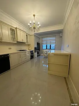 Satılır 3 otaqlı yeni tikili 112 m²