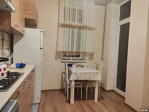 Kirayə verilir 2 otaqlı yeni tikili 66 m²