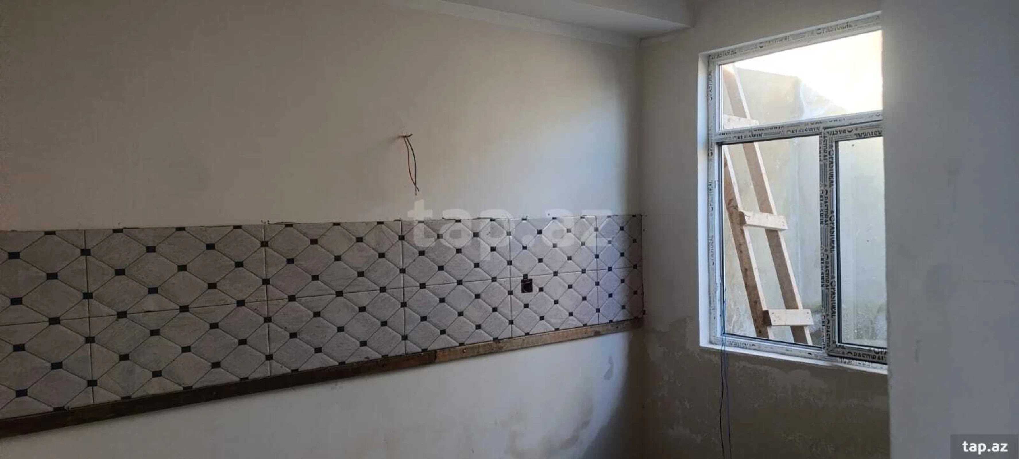 Satılır 3 otaqlı həyət evi