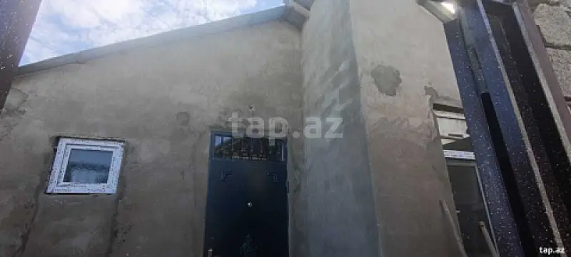 Satılır 3 otaqlı həyət evi