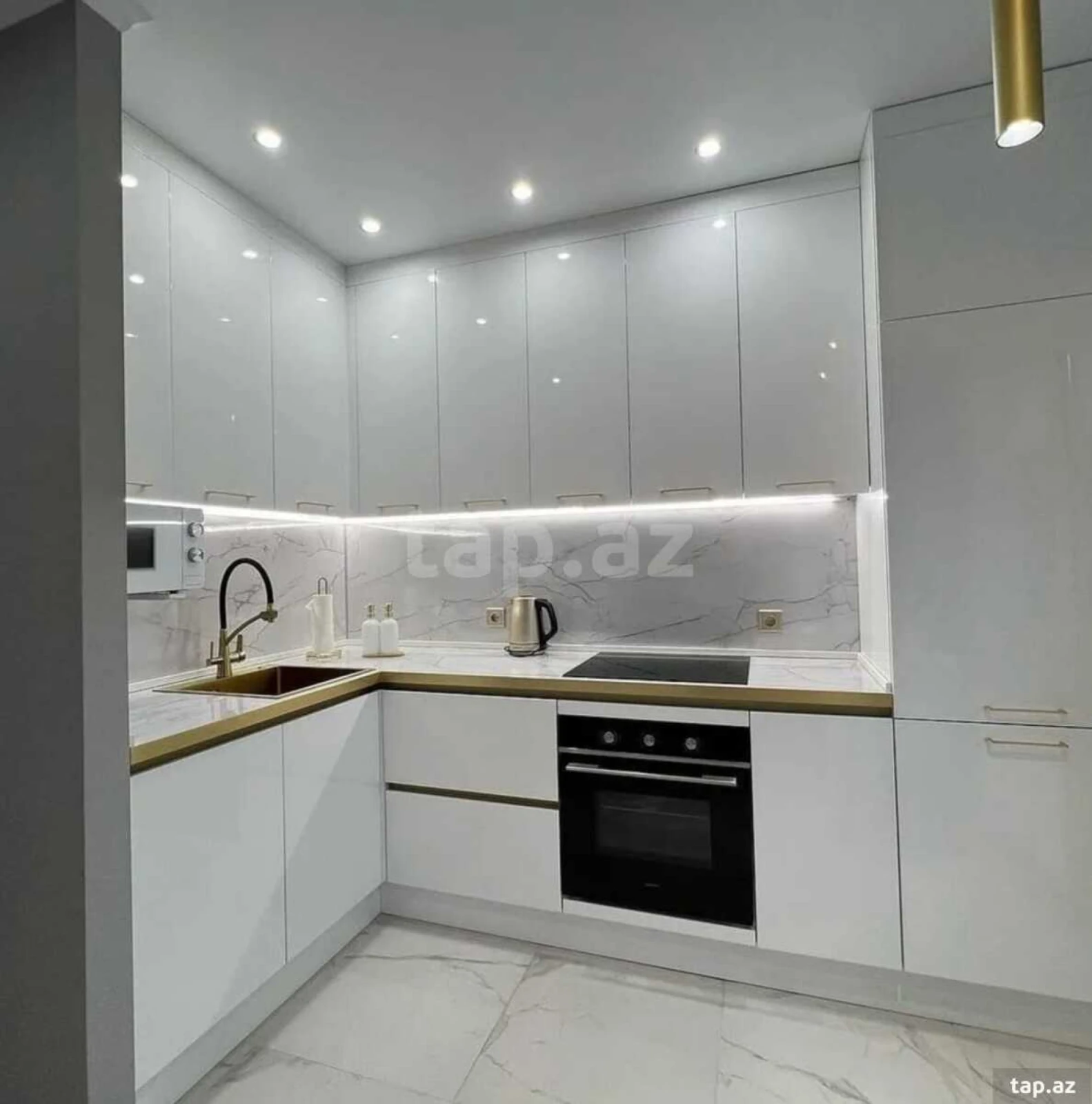 Satılır 2 otaqlı yeni tikili 65 m²