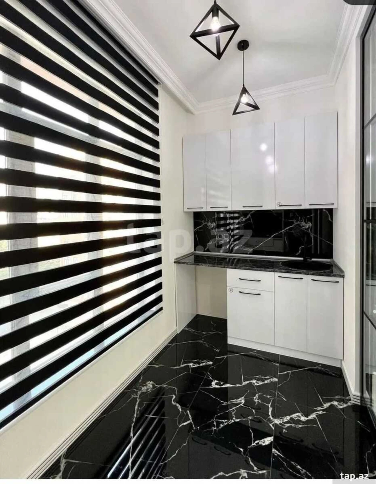 Satılır 2 otaqlı mənzil 60 m²