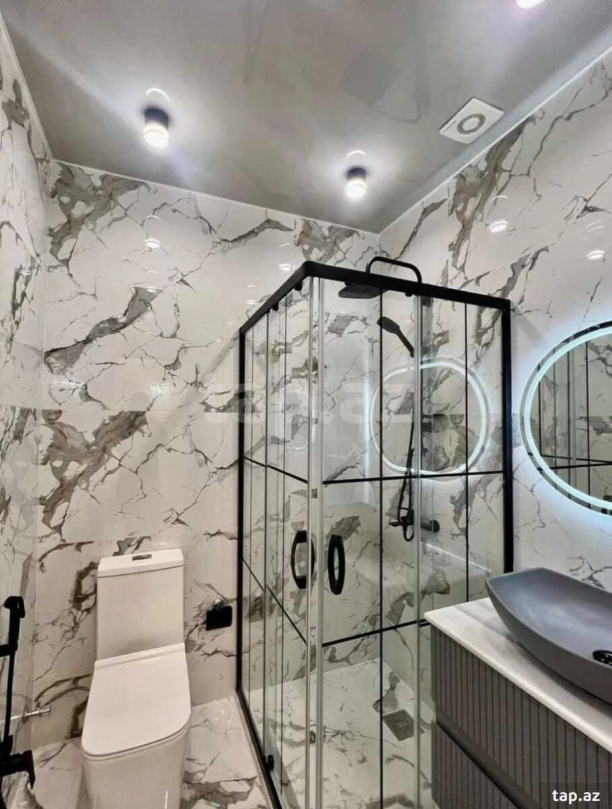 Satılır 2 otaqlı mənzil 60 m²