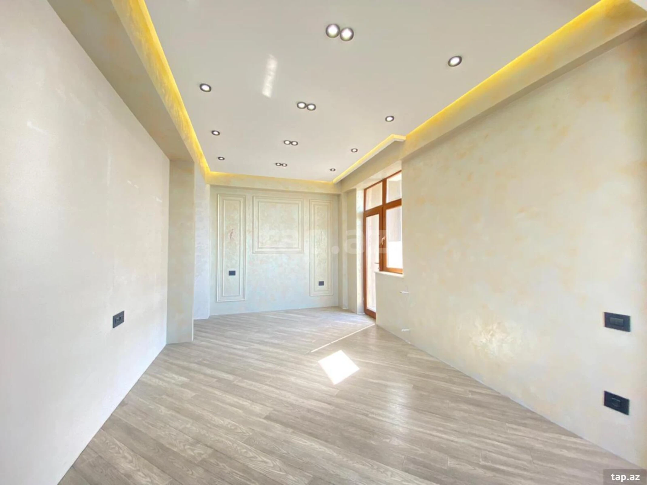 Satılır 2 otaqlı yeni tikili 90 m²