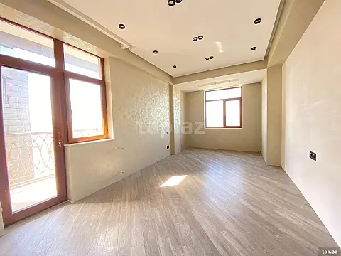 Satılır 2 otaqlı yeni tikili 90 m²