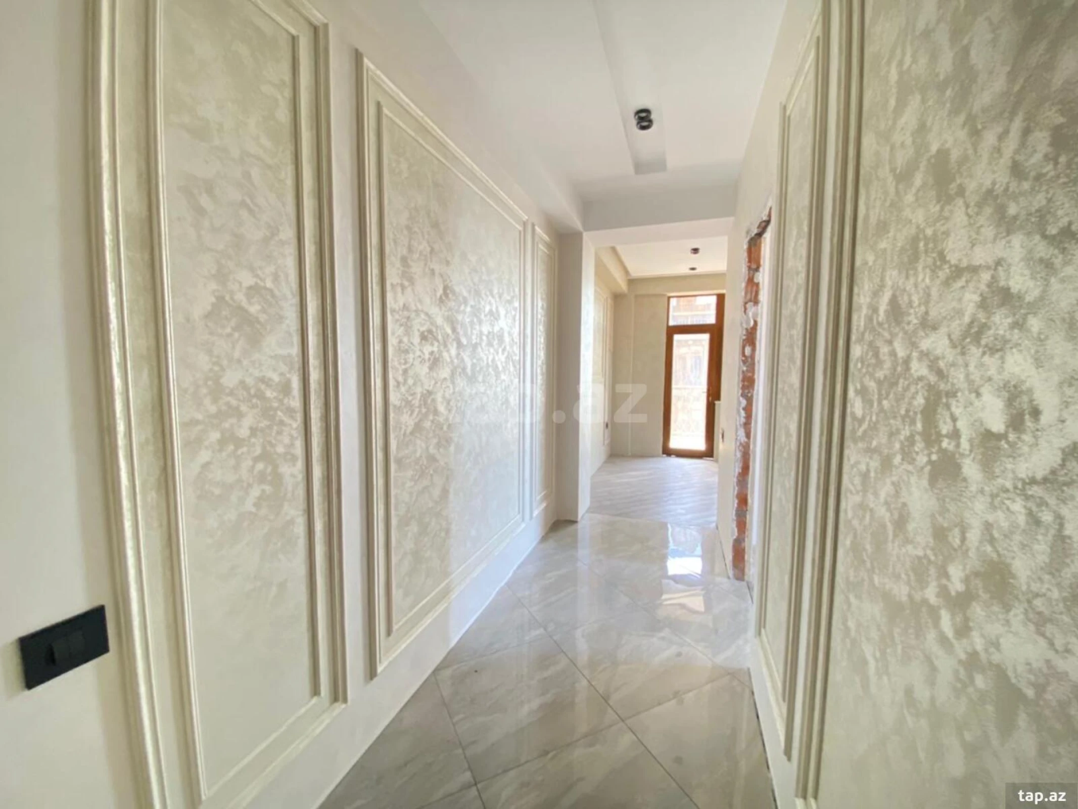 Satılır 2 otaqlı yeni tikili 90 m²