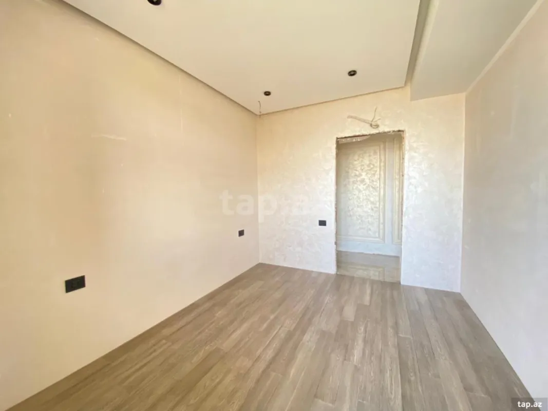 Satılır 2 otaqlı yeni tikili 90 m²