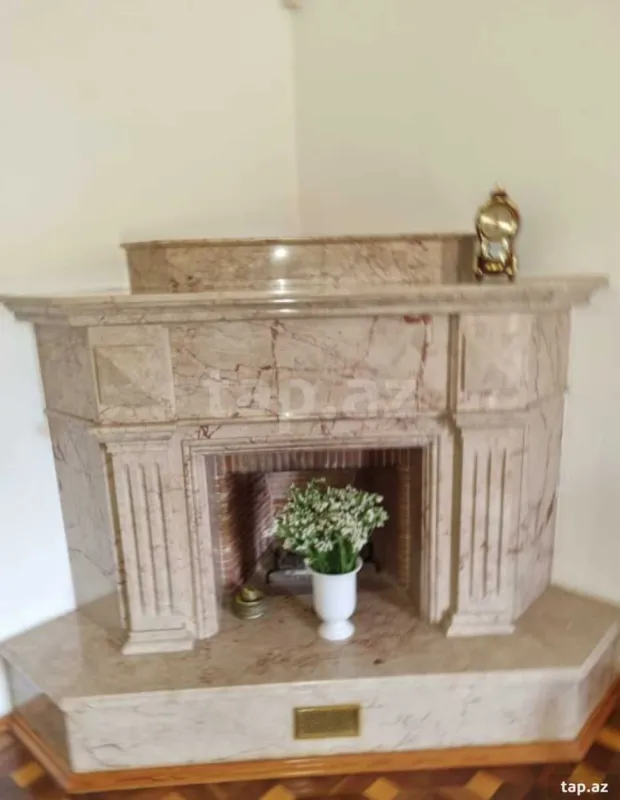 Kirayə verilir 5 otaqlı mənzil 250 m²