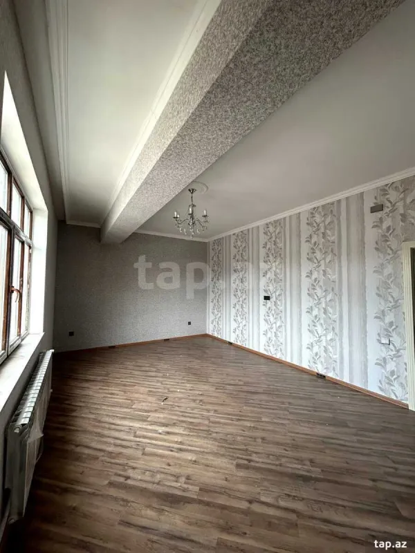 Kirayə verilir 2 otaqlı yeni tikili 79 m²