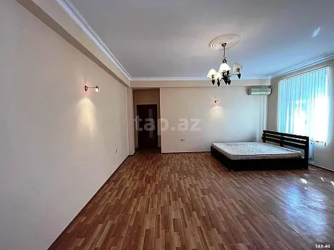 Satılır 3 otaqlı yeni tikili 148 m²