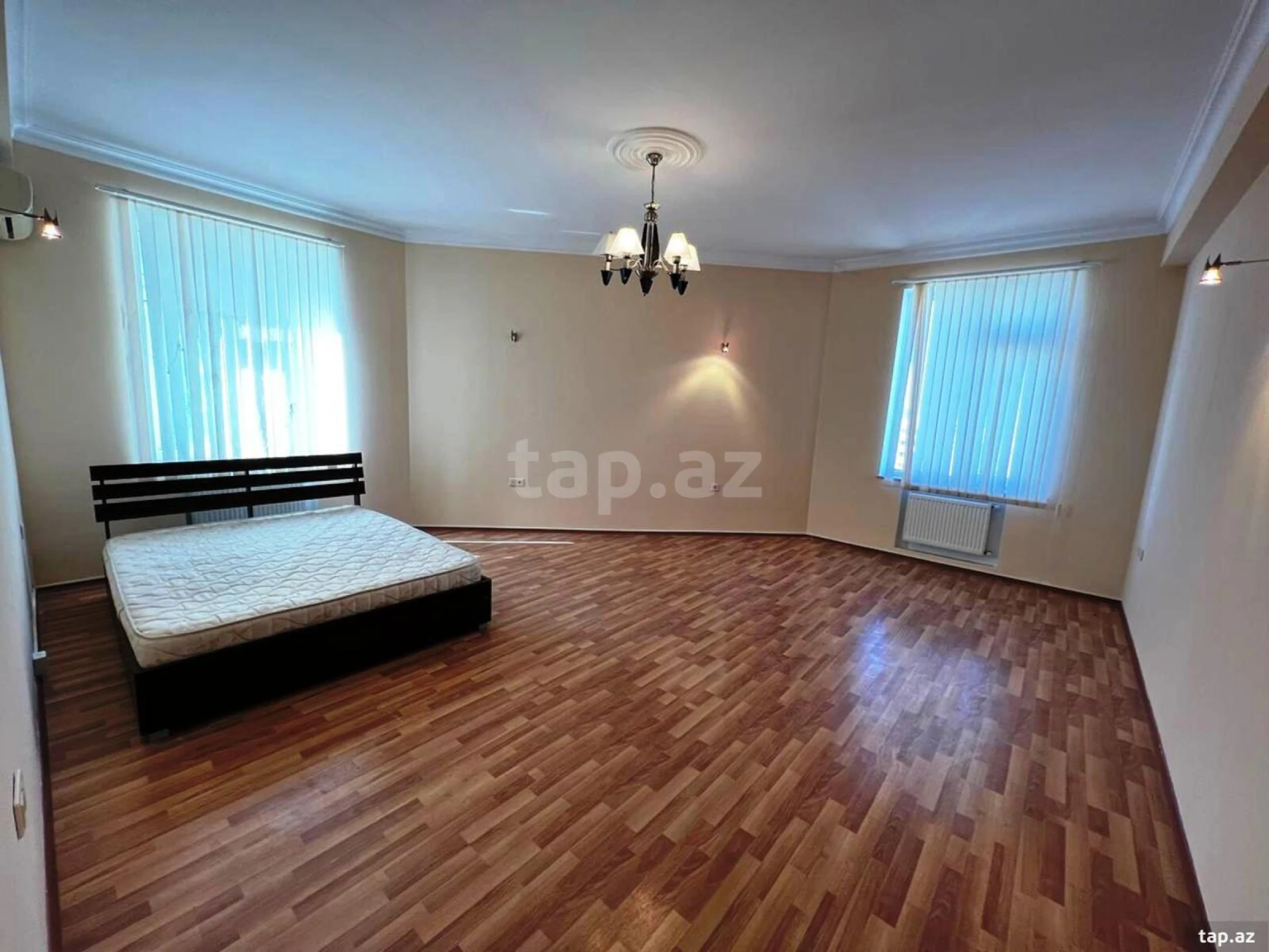 Satılır 3 otaqlı yeni tikili 148 m²