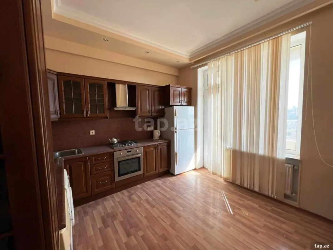 Satılır 3 otaqlı yeni tikili 148 m²