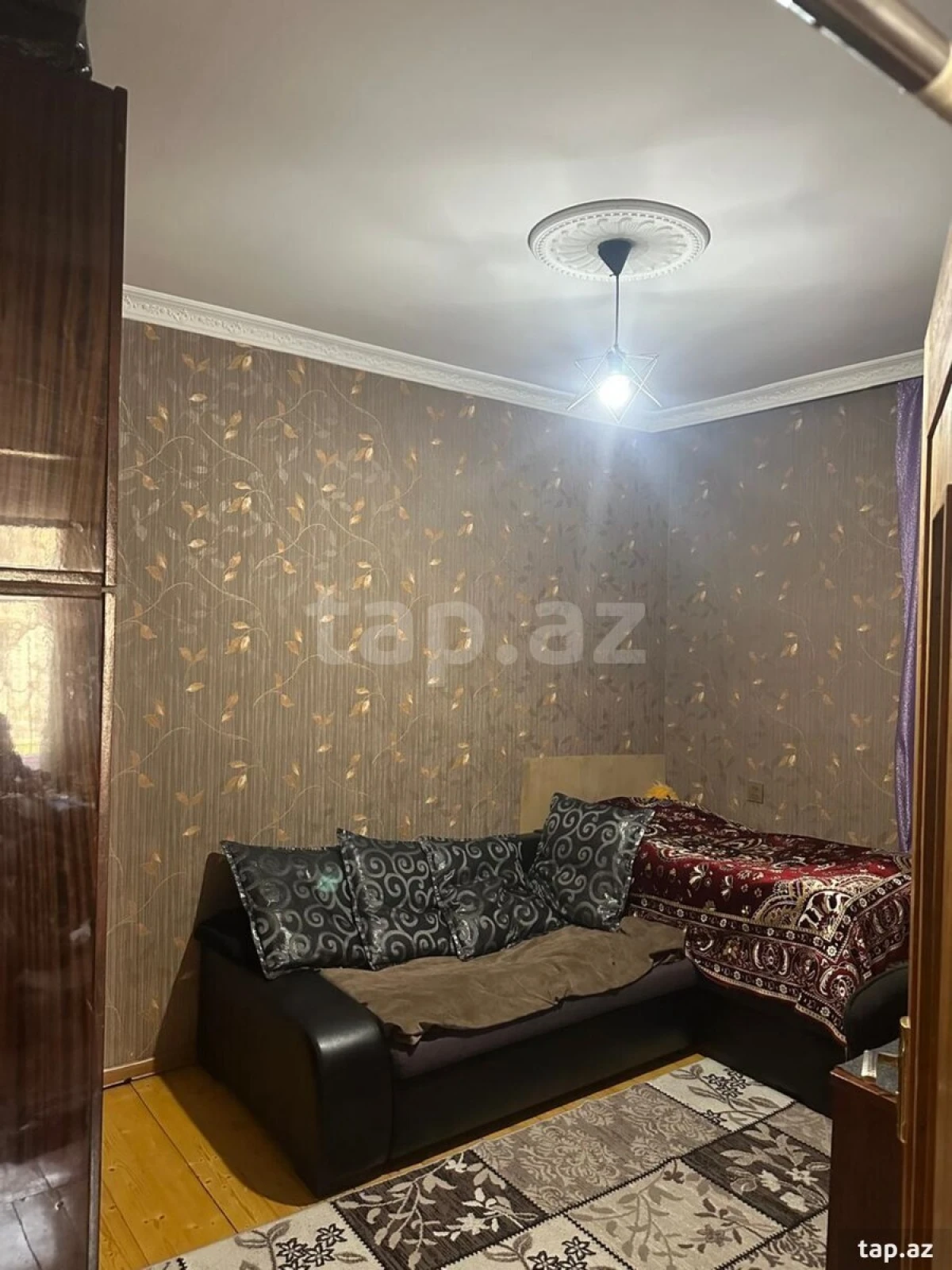 Satılır 4 otaqlı həyət evi