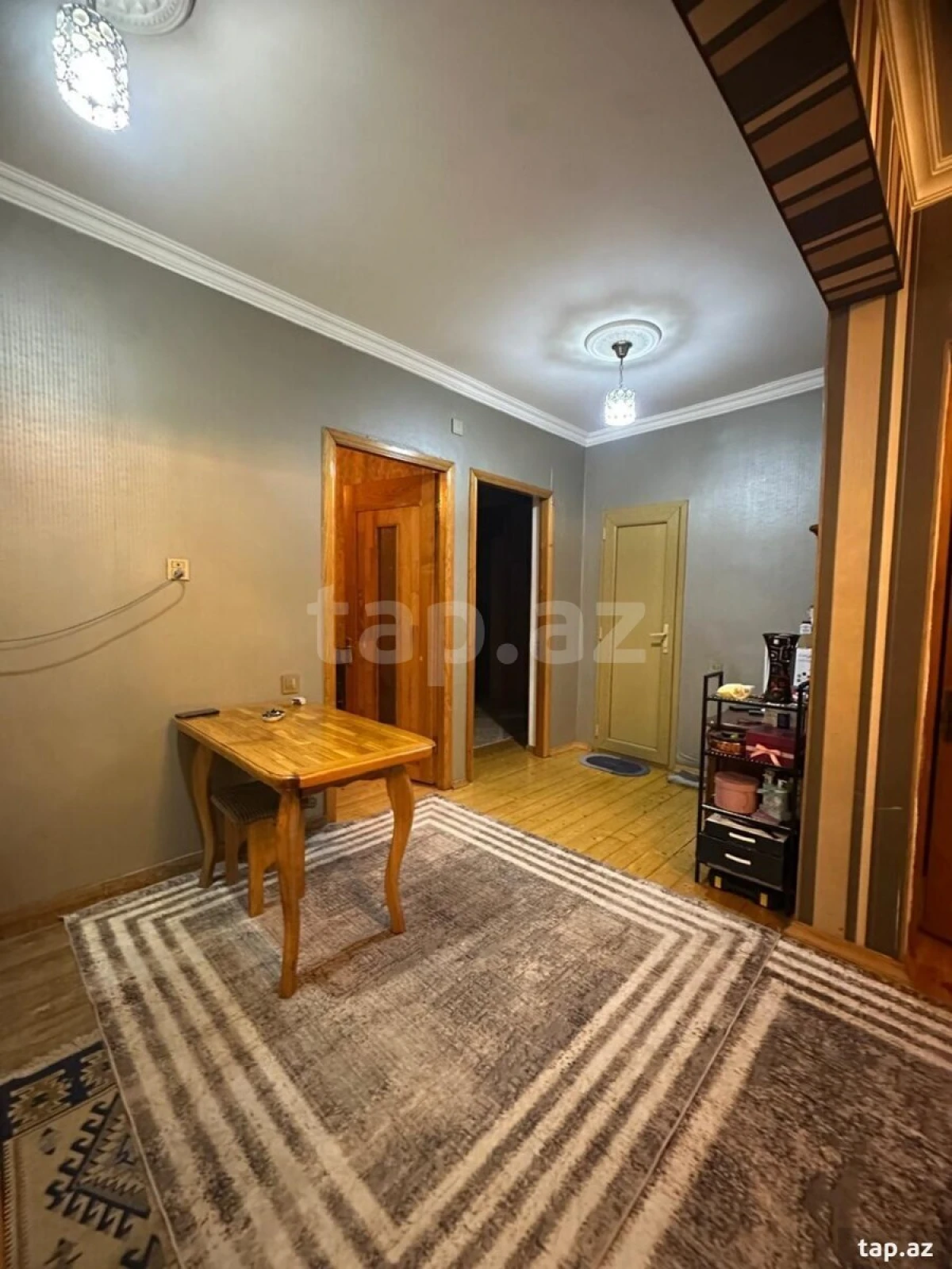 Satılır 4 otaqlı həyət evi