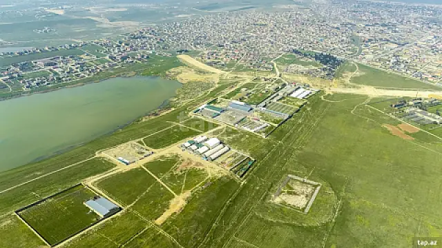 Satılır torpaq sahəsi — Bakı