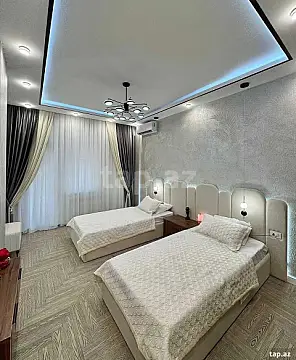 Satılır 3 otaqlı yeni tikili 130 m²