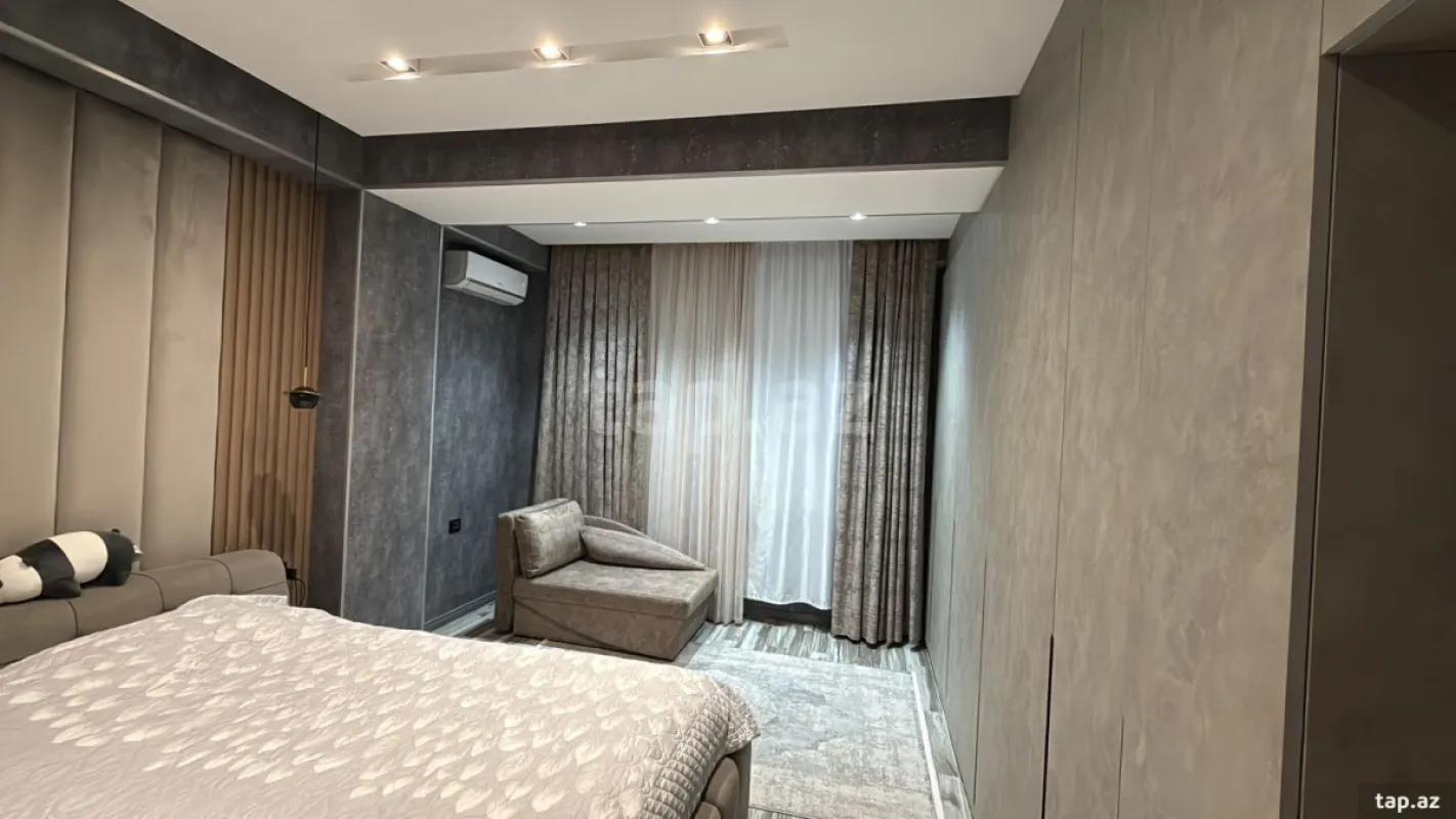 Kirayə verilir 2 otaqlı yeni tikili 70 m²