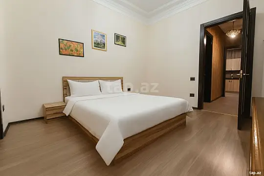 Kirayə verilir 3 otaqlı mənzil 140 m²