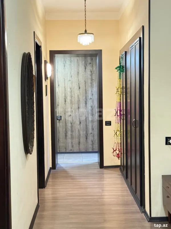 Kirayə verilir 3 otaqlı mənzil 140 m²