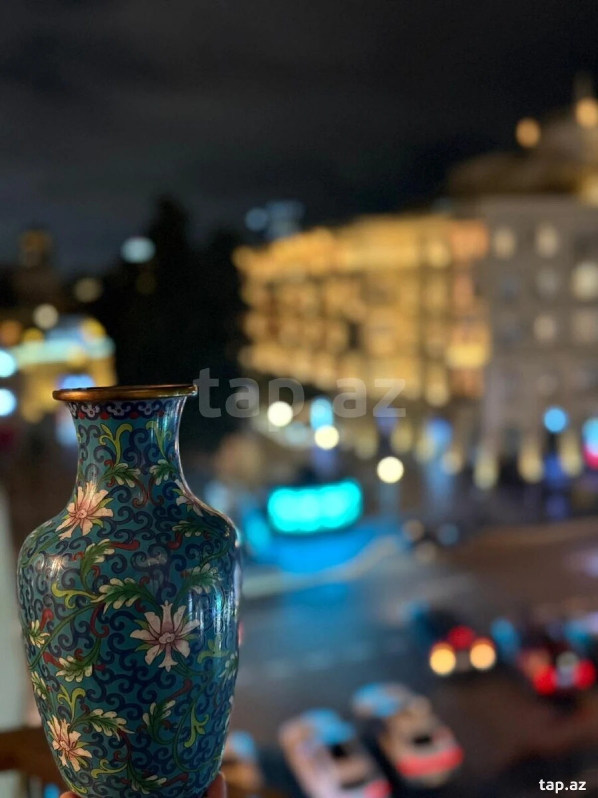 Kirayə verilir 3 otaqlı mənzil 140 m²