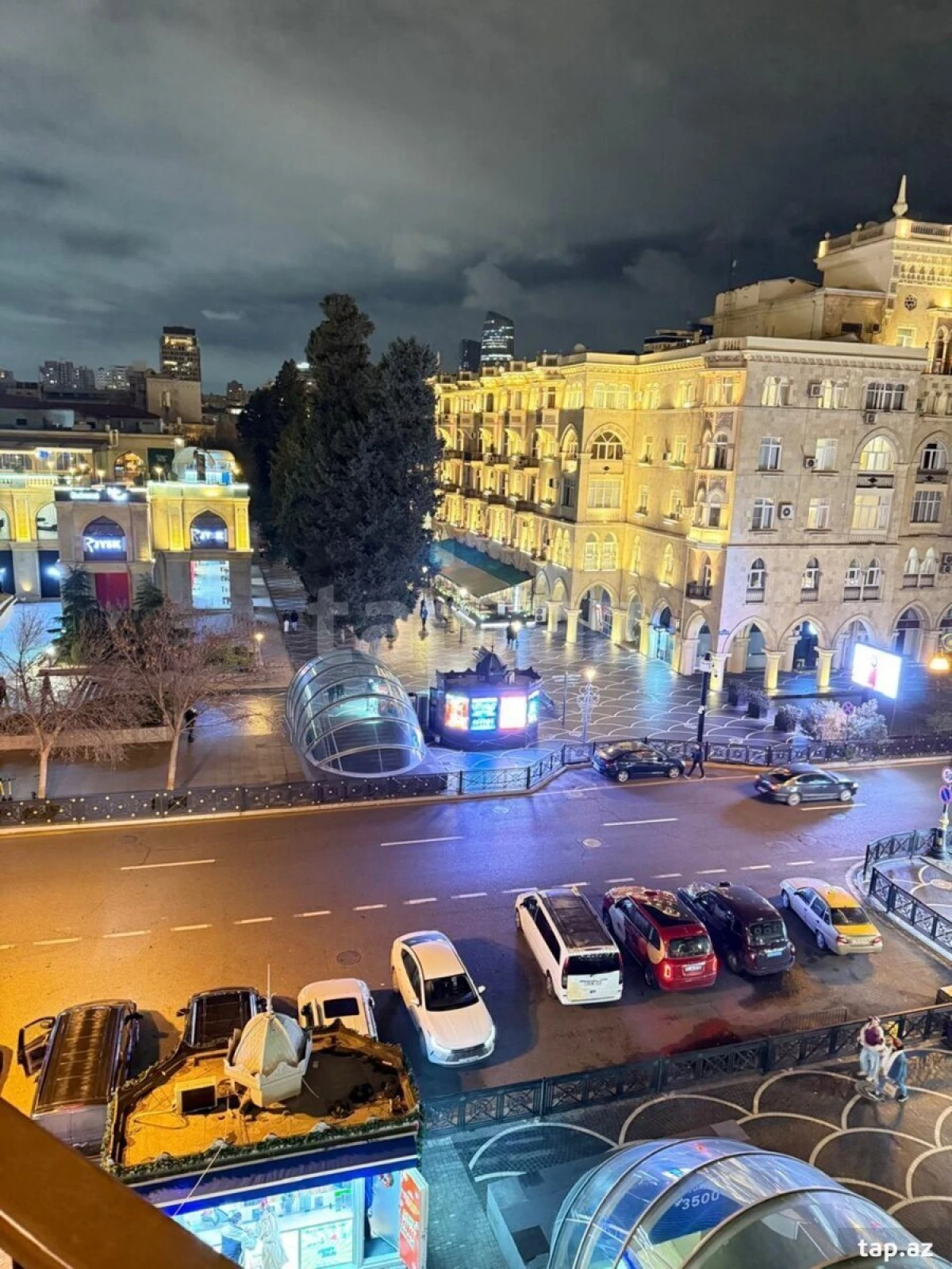 Kirayə verilir 3 otaqlı mənzil 140 m²