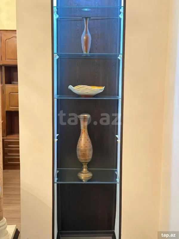 Kirayə verilir 3 otaqlı mənzil 140 m²