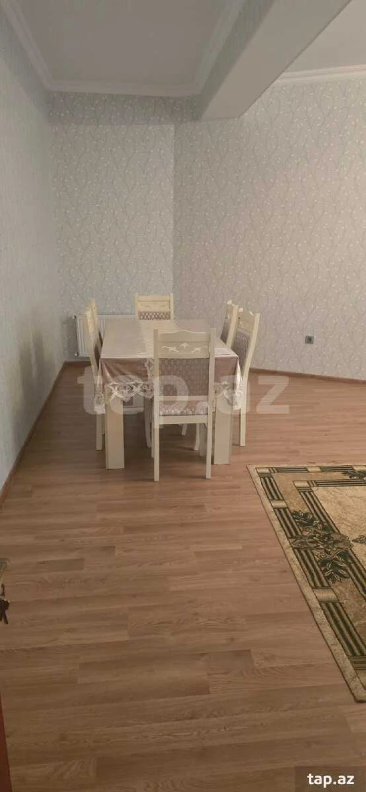 Kirayə verilir 3 otaqlı yeni tikili 120 m²