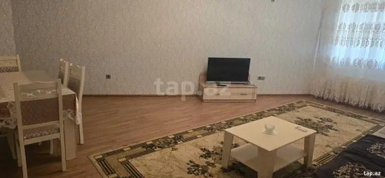 Kirayə verilir 3 otaqlı yeni tikili 120 m²