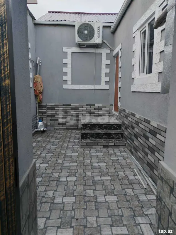 Satılır 4 otaqlı həyət evi