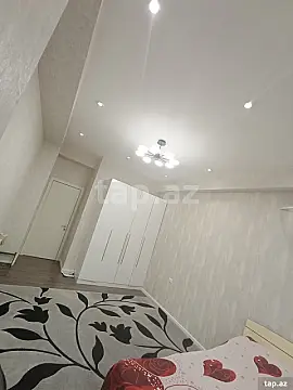 Satılır 2 otaqlı yeni tikili 80 m²