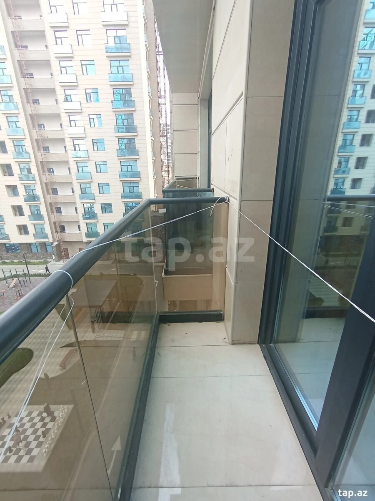 Satılır 2 otaqlı yeni tikili 80 m²