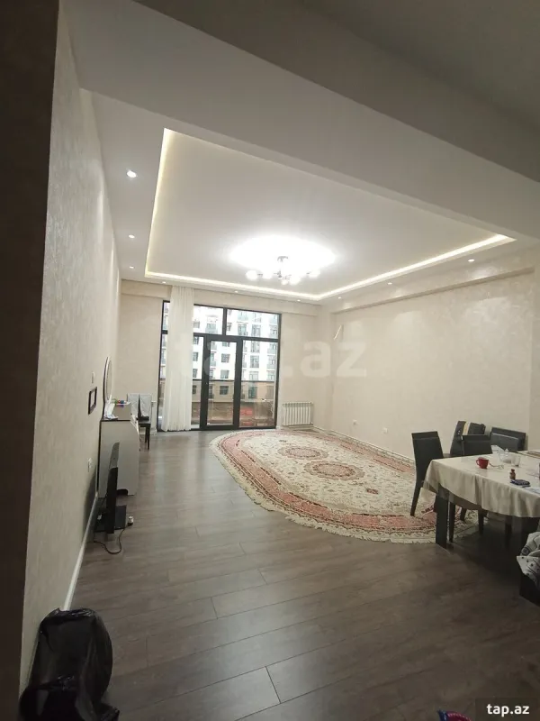 Satılır 2 otaqlı yeni tikili 80 m²