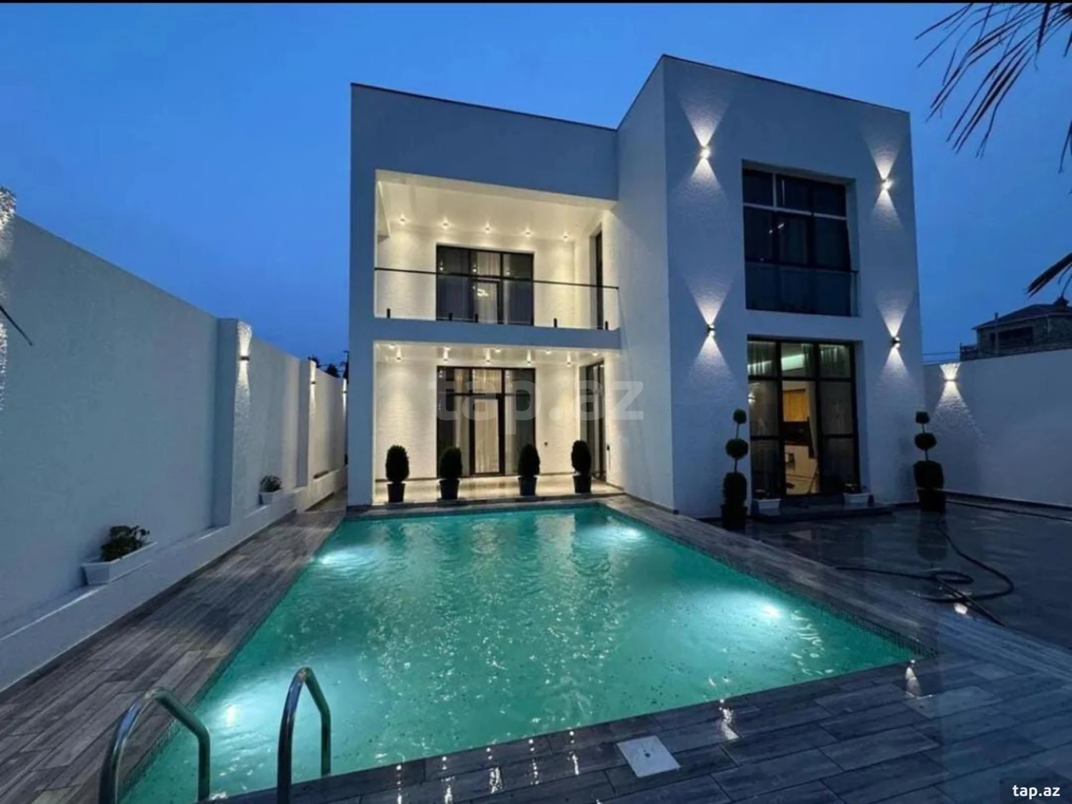 Kirayə verilir 5 otaqlı həyət evi