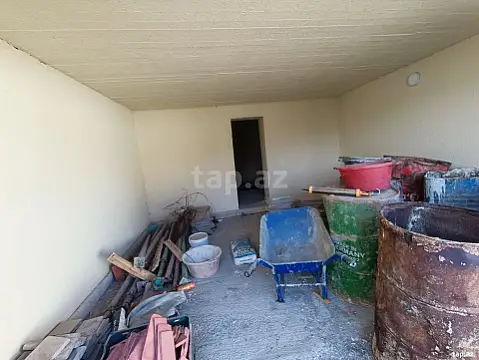 Satılır 4 otaqlı həyət evi 140 m²