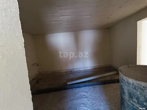 Satılır 4 otaqlı həyət evi 140 m²