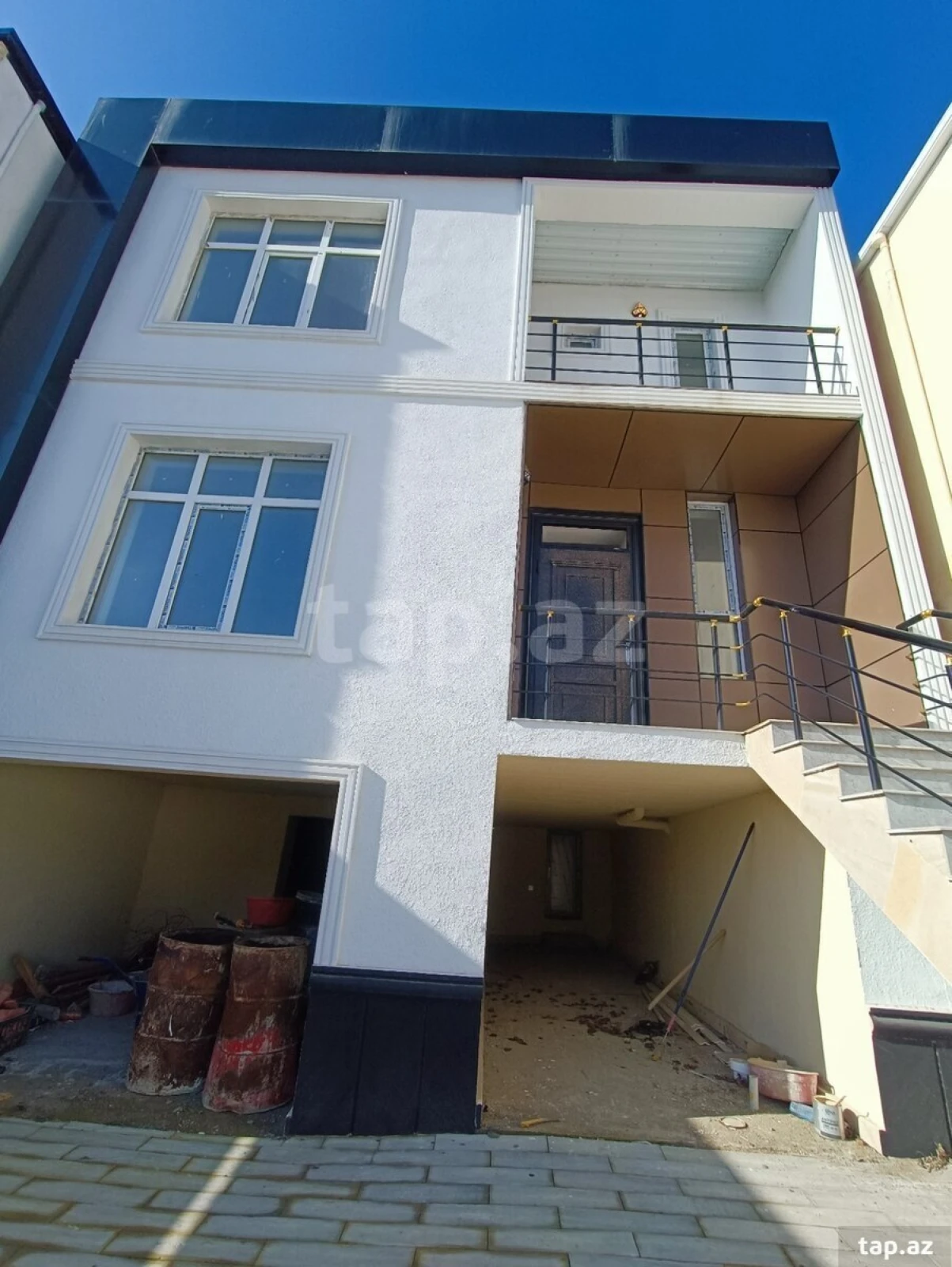 Satılır 4 otaqlı həyət evi 140 m²