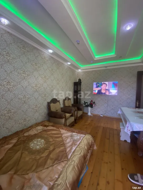 Satılır 4 otaqlı həyət evi