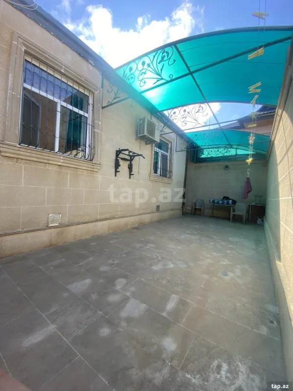 Satılır 4 otaqlı həyət evi