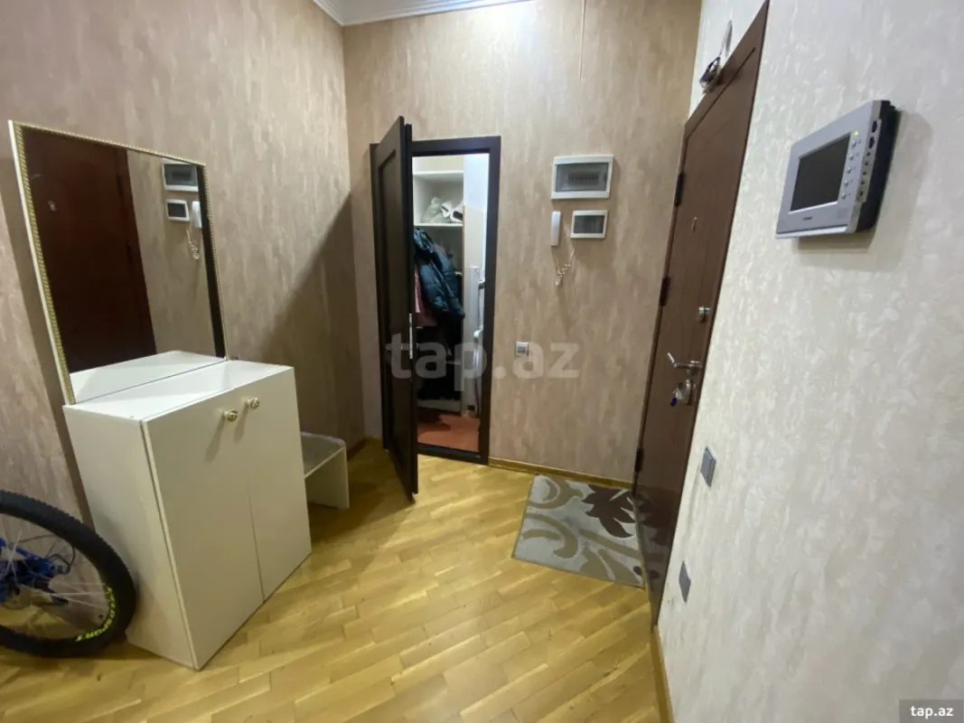 Kirayə verilir 2 otaqlı yeni tikili 115 m²