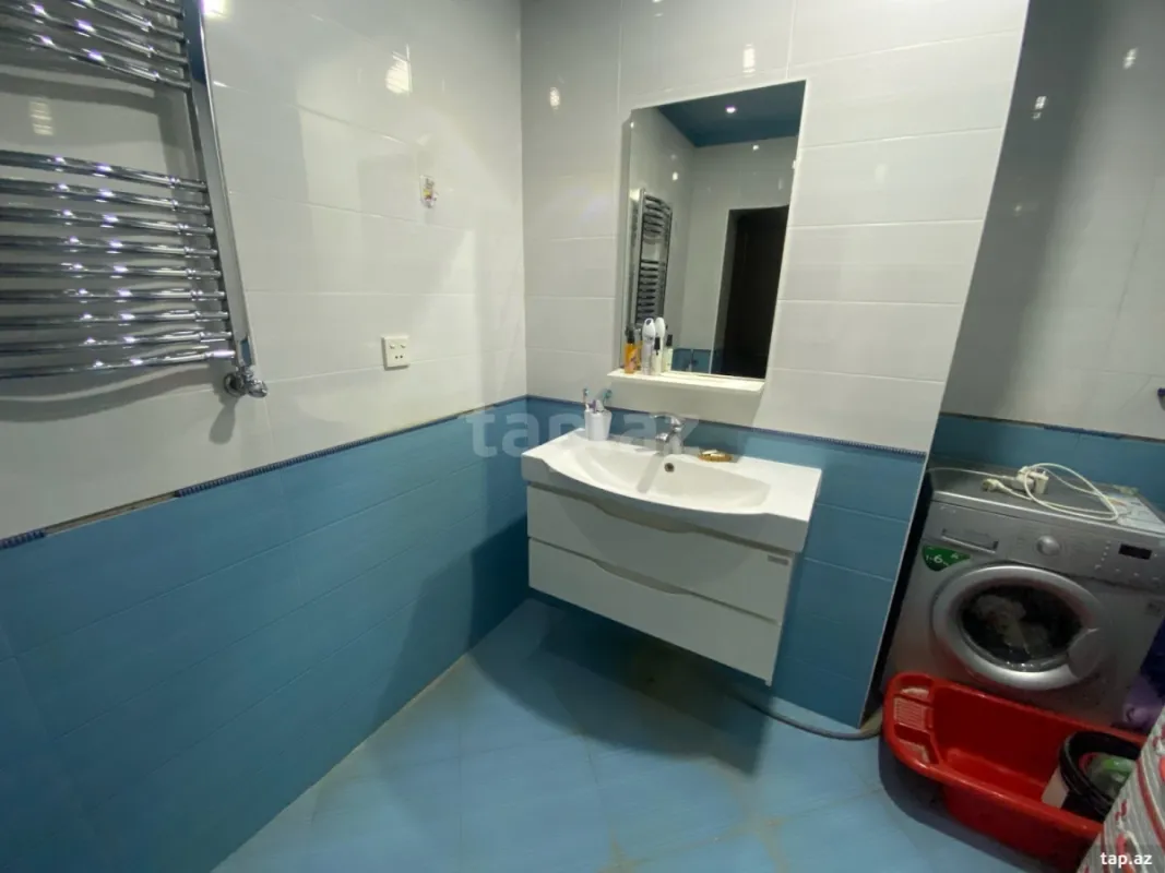 Kirayə verilir 2 otaqlı yeni tikili 115 m²