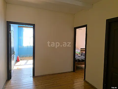 Satılır 5 otaqlı həyət evi