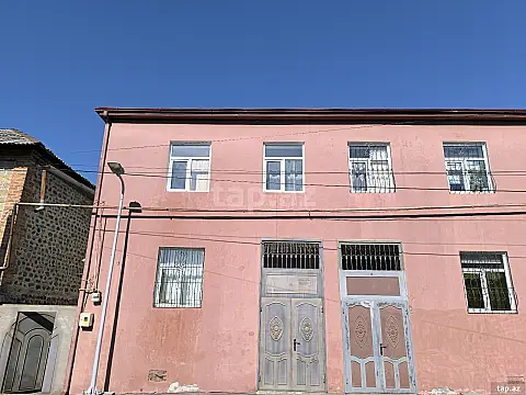 Satılır 5 otaqlı həyət evi — Zaqatala 5 otaq