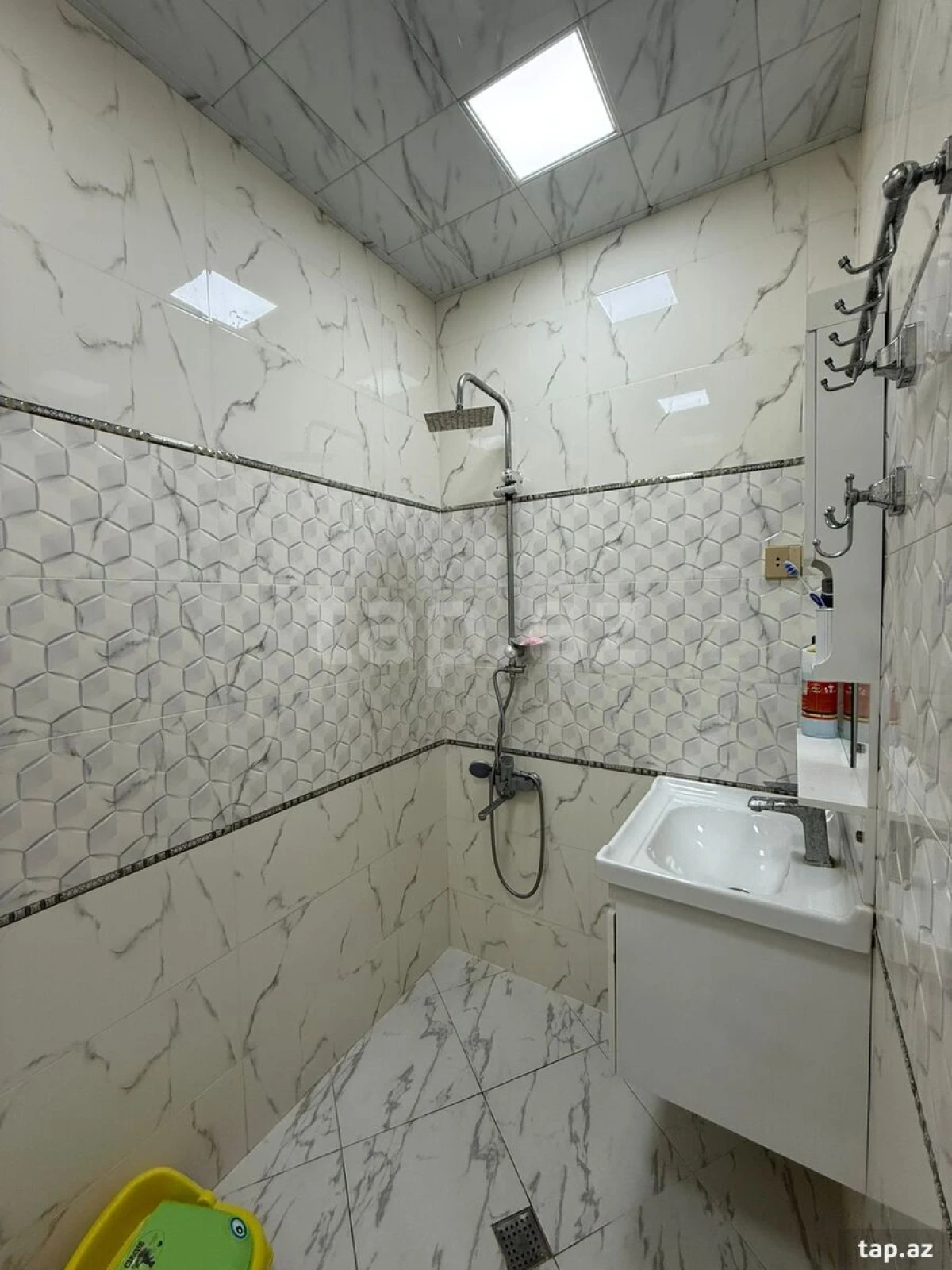 Satılır 3 otaqlı yeni tikili 59 m²