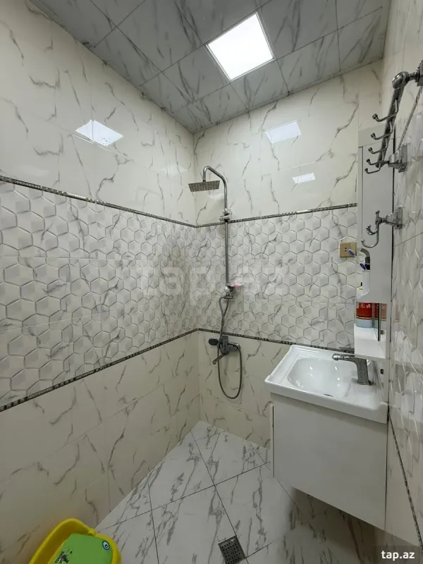 Satılır 3 otaqlı yeni tikili 59 m²