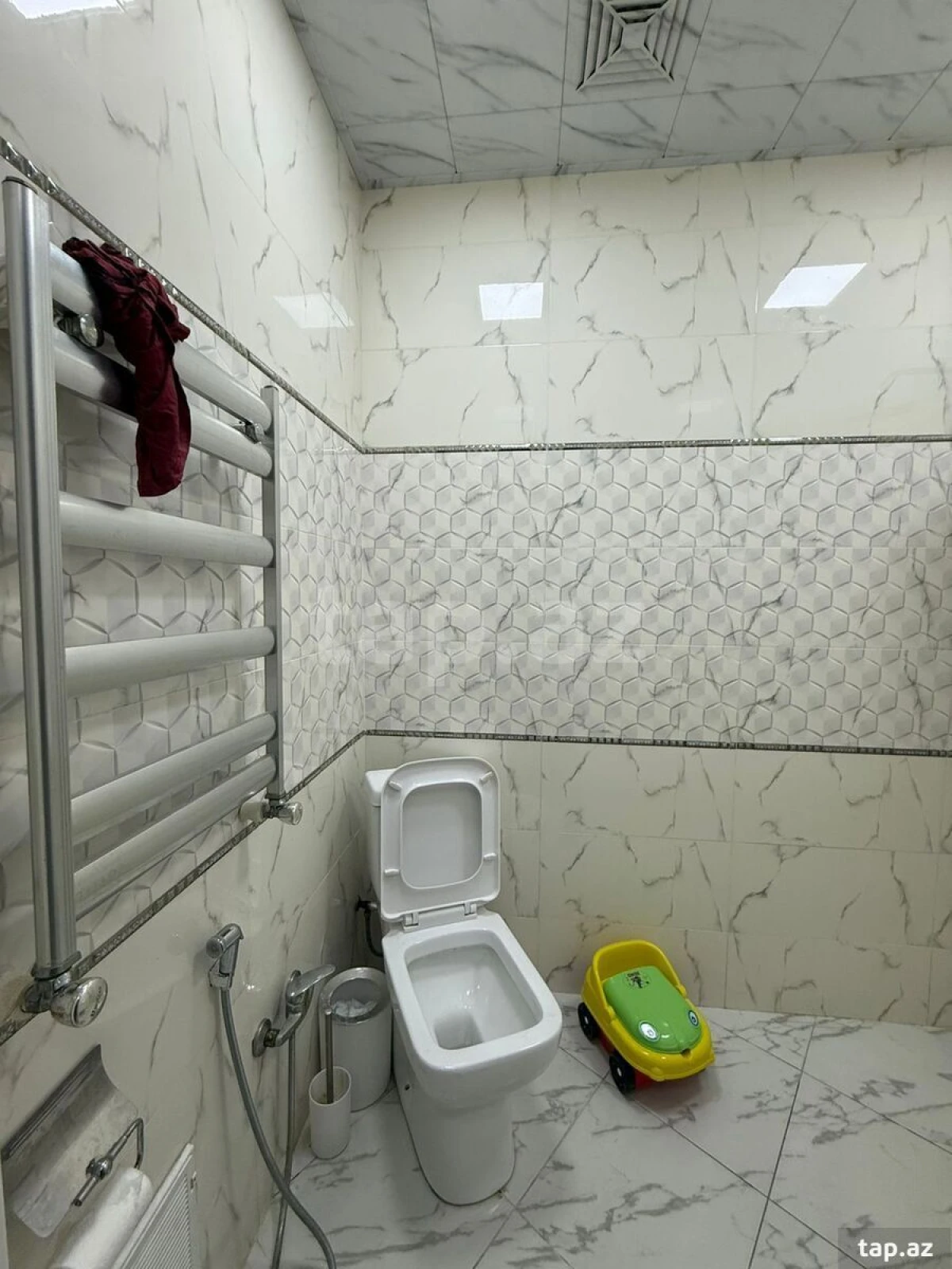 Satılır 3 otaqlı yeni tikili 59 m²