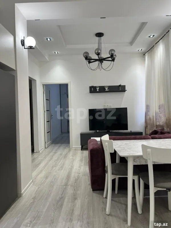 Kirayə verilir 2 otaqlı yeni tikili 60 m²