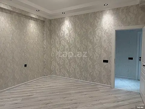 Kirayə verilir 2 otaqlı yeni tikili 78 m²